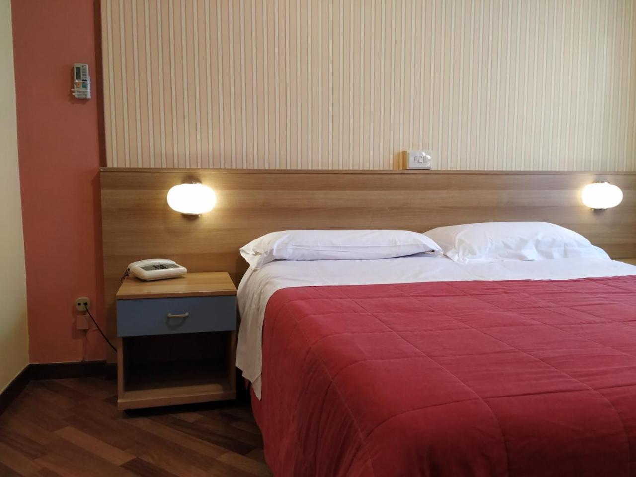 Augusta Albergo B&B Camogli Buitenkant foto