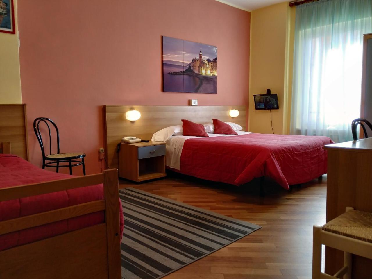 Augusta Albergo B&B Camogli Buitenkant foto